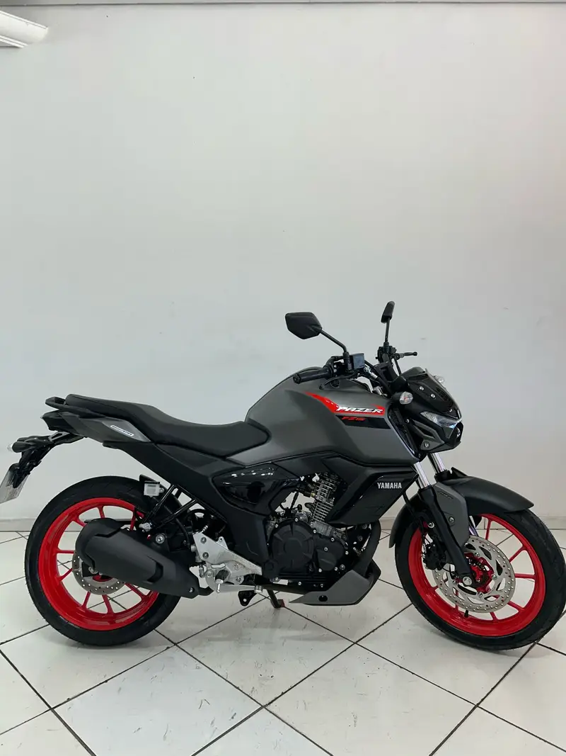 Yamaha Fazer 150 UBS