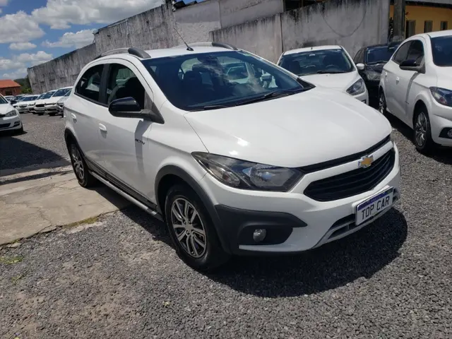 Carro Chevrolet Onix 2017 1.4 Activ SPE/4