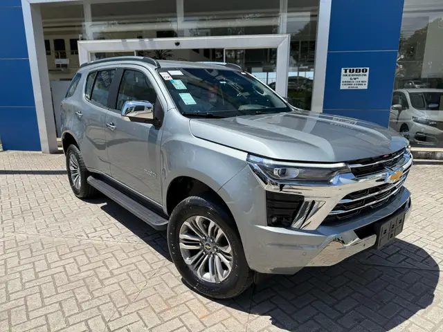 Carro Chevrolet Trailblazer 2025 High Country 2.8 Turbodiesel (Aut.)