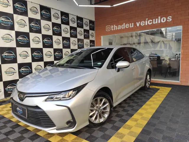 Carro Toyota Corolla 2023 GLi 2.0 Flex