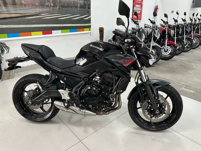 Carro Kawasaki Z 650 2021 (ABS)