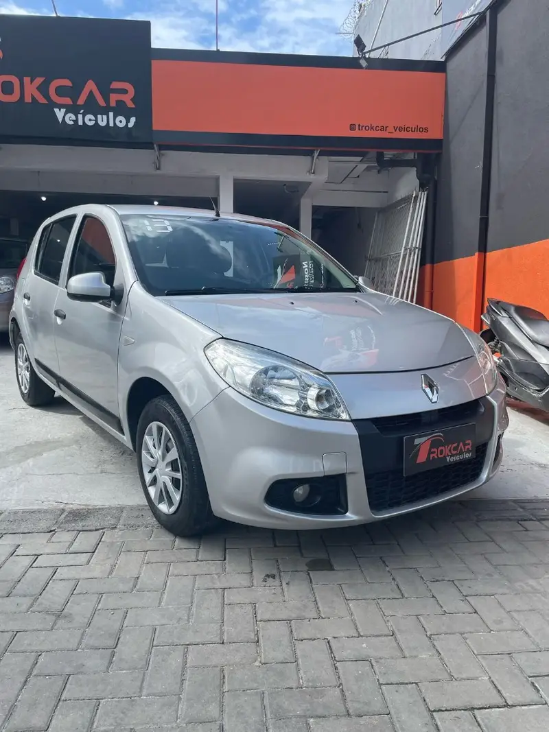 Renault Expression 1.0 16V (flex)