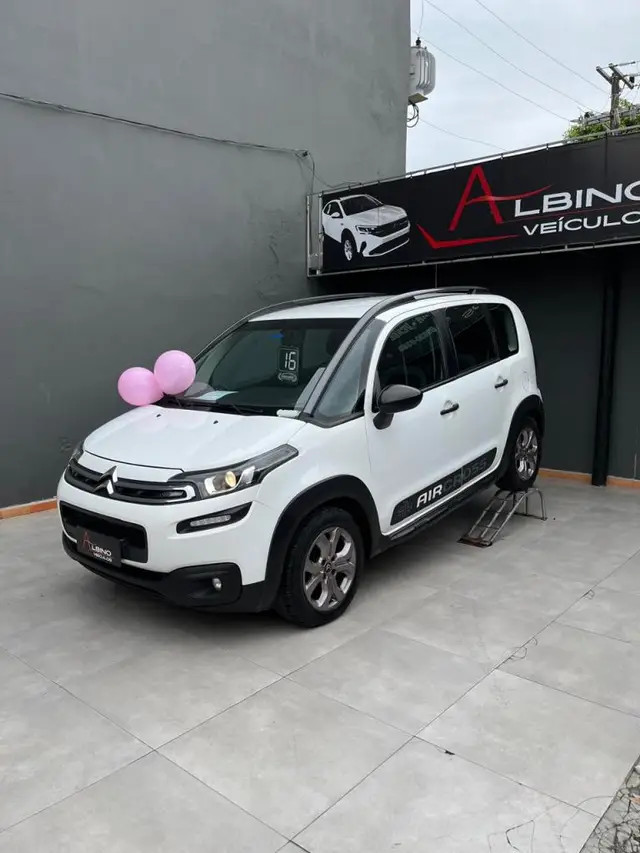 Carro Citroën Aircross 2016 Feel BVA 1.6 16V (Flex)