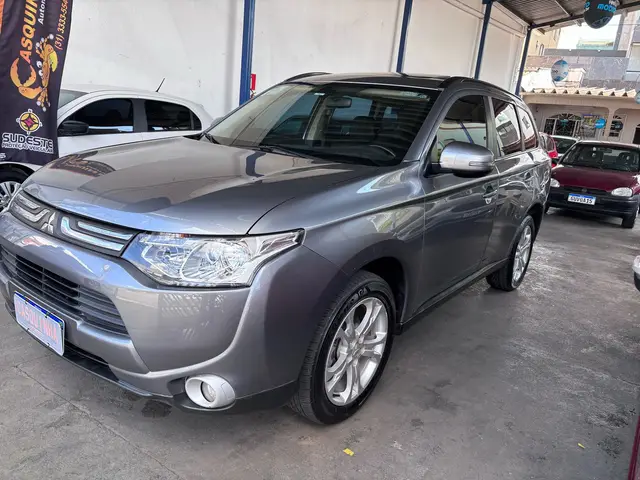 Carro Mitsubishi Outlander 2015 2.0 16V CVT