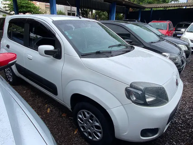 Carro Fiat Uno 2016 Vivace 1.0 8V (Flex) 4p