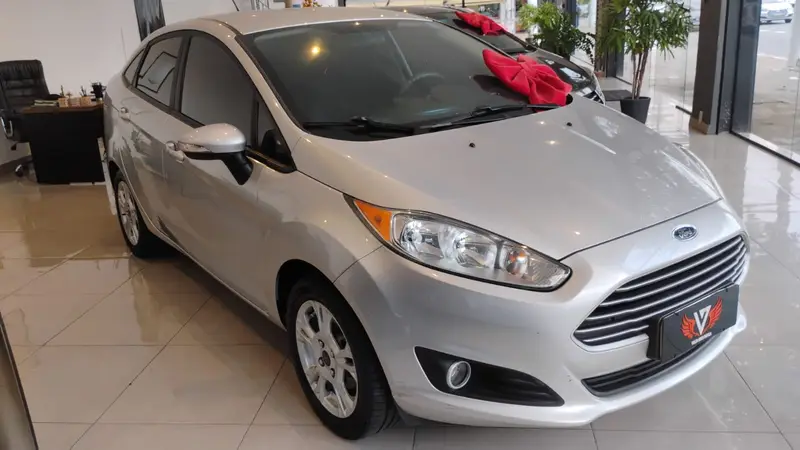 Ford New Fiesta Sedan 1.6 SE PowerShift (Flex)