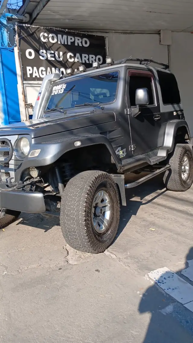 Carro Troller T4 2013 3.2
