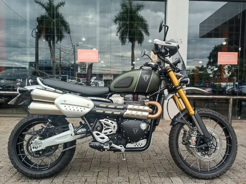 Triumph XE Chrome Edition