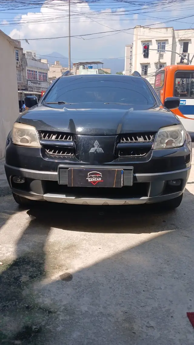 Carro Mitsubishi Airtrek 2005 4x4 2.4 16V (aut)