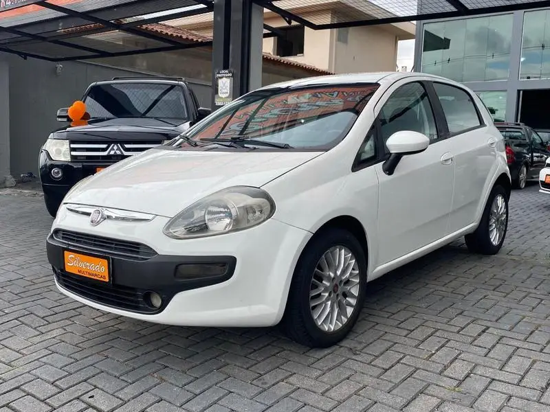 Fiat Punto Essence 1.6 16V (Flex)