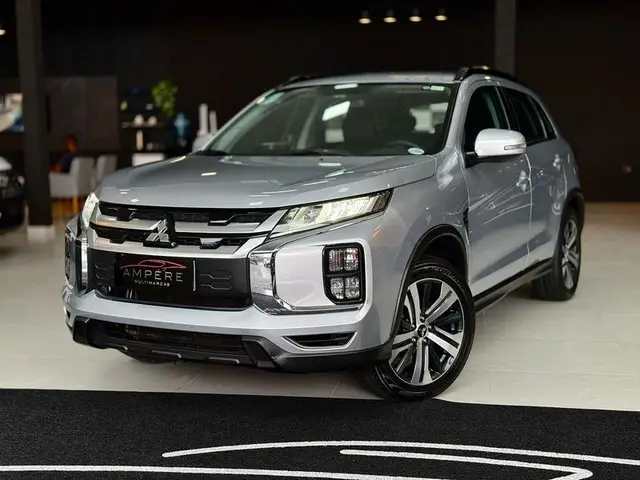 Carro Mitsubishi Outlander 2022 2.0 HPE CVT