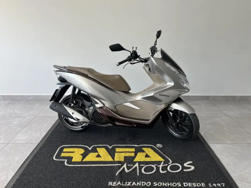 Honda PCX 150 DLX
