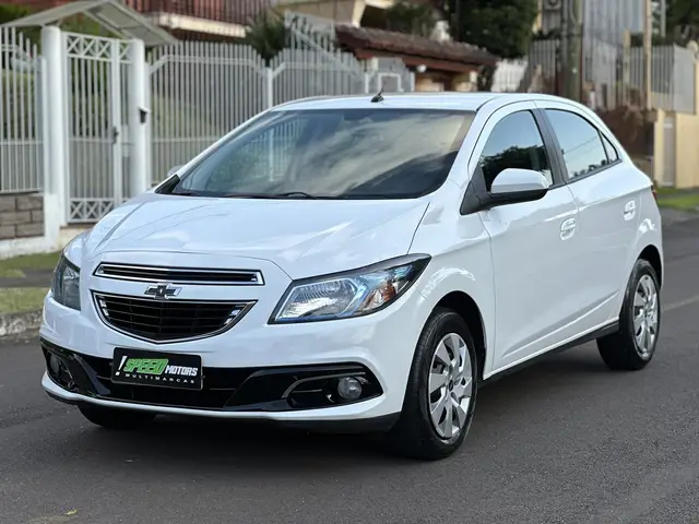 Carro Chevrolet Onix 2014 1.4 LT SPE/4