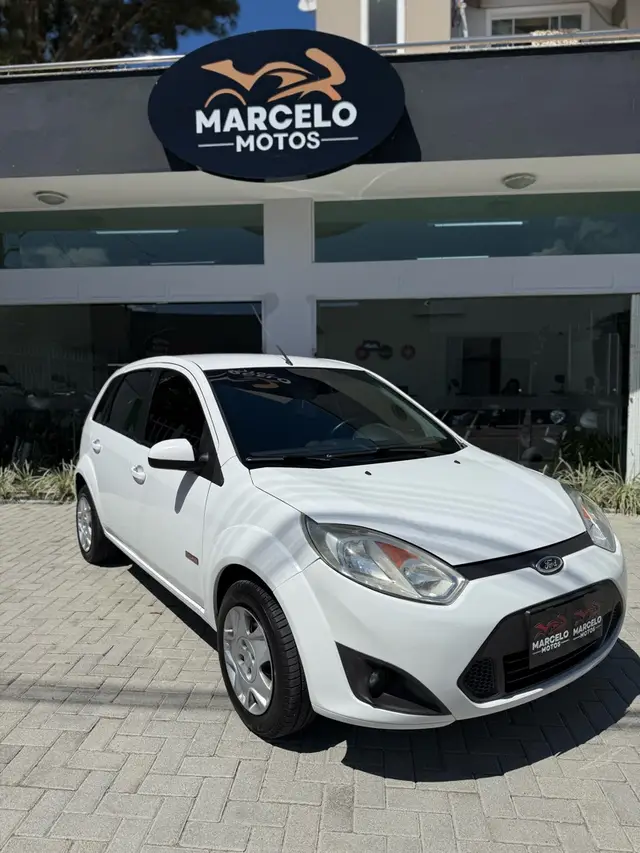 Carro Ford Fiesta Hatch 2013 SE Rocam 1.6 (Flex)