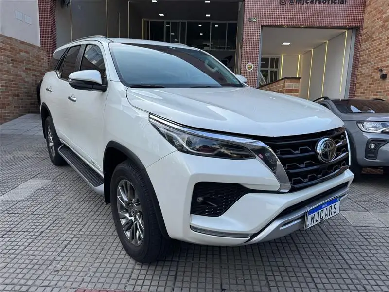 Toyota SW4 SRX 2.8 turbodiesel 5L 4x4 (Aut)