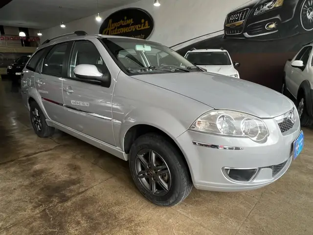 Carro Fiat Palio Weekend 2013 Attractive 1.4 8V (Flex)