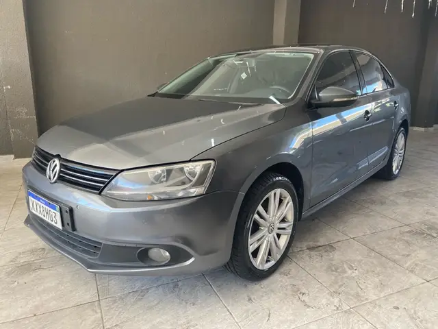 Carro Volkswagen Jetta 2012 2.0 Comfortline Tiptronic (Flex)