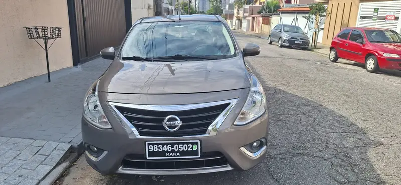 Nissan Versa 1.6 16V SL FlexStart CVT (Flex)