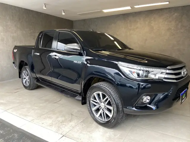 Carro Toyota Hilux Cabine Dupla 2018 Hilux 2.8 TDI SRX CD 4x4 (Aut)