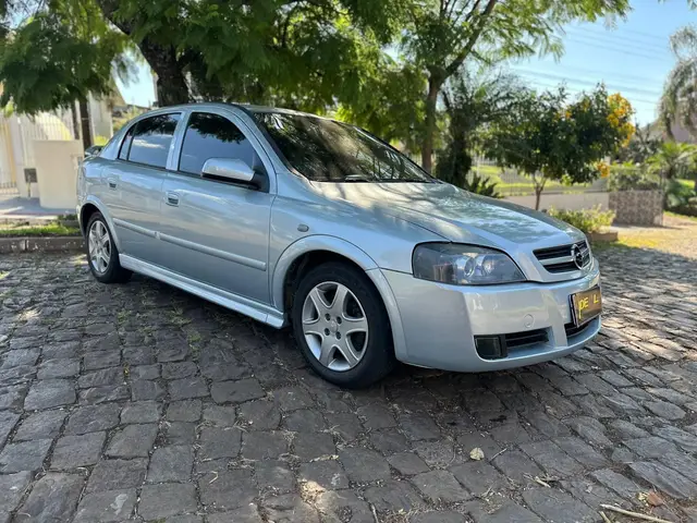 Carro Chevrolet Astra Sedan 2011 Advantage 2.0 (Flex)