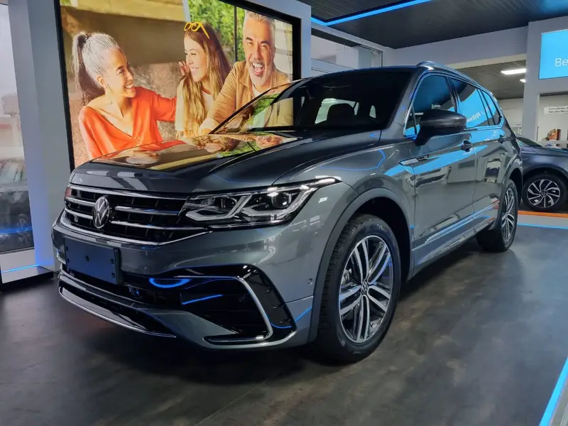 Volkswagen Tiguan Allspace R-Line 2.0 TSi
