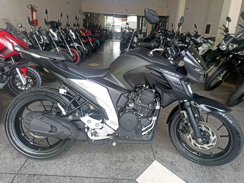 Yamaha Fazer FZ25 ABS