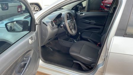 Gol 1.0 MPI Trendline 12V 5p (Flex)