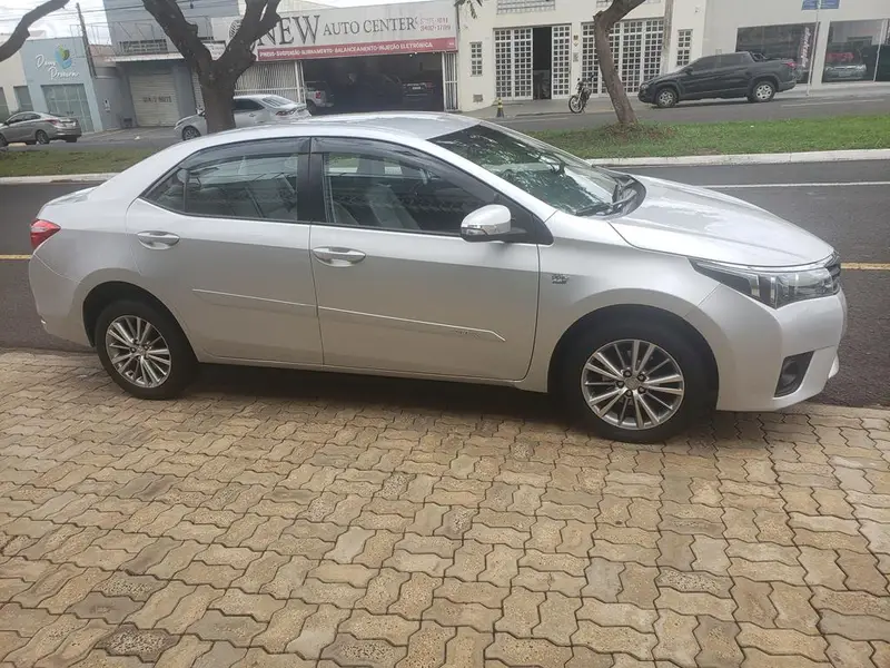 Toyota Corolla 2.0 XEi Multi-Drive S (Flex)