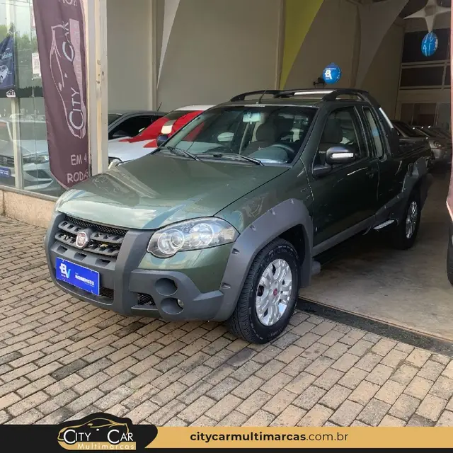 Carro Fiat Strada 2011 Adventure Locker 1.8 16V (Cabine Estendida)