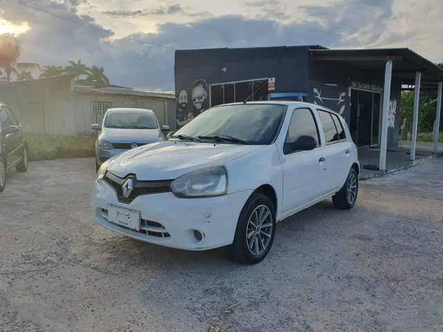 Carro Renault Clio 2014 Hatch. RN 1.0 16V