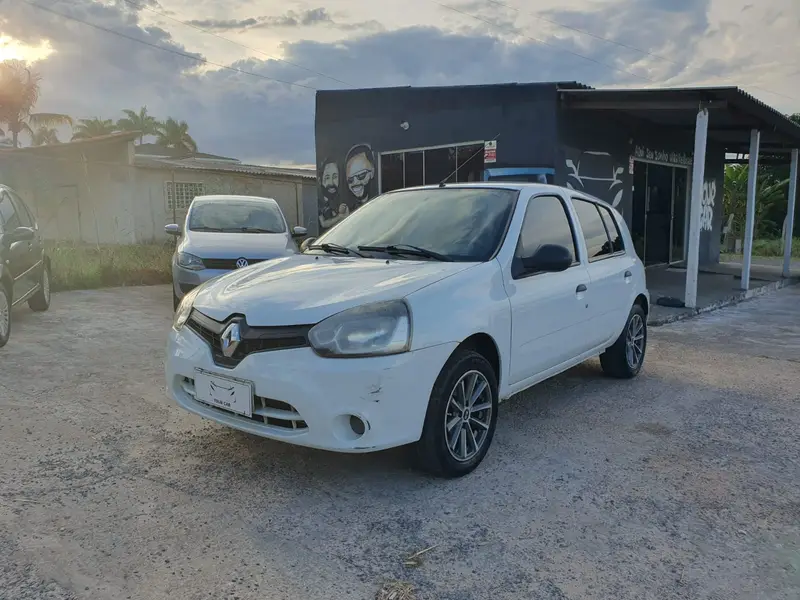 Renault Clio Hatch. RN 1.0 16V