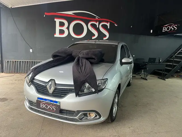Carro Renault Logan 2015 Dynamique 1.6 8V Easy-r (Aut)