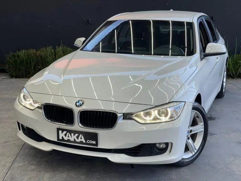 BMW 320i 320i 2.0 (Aut)