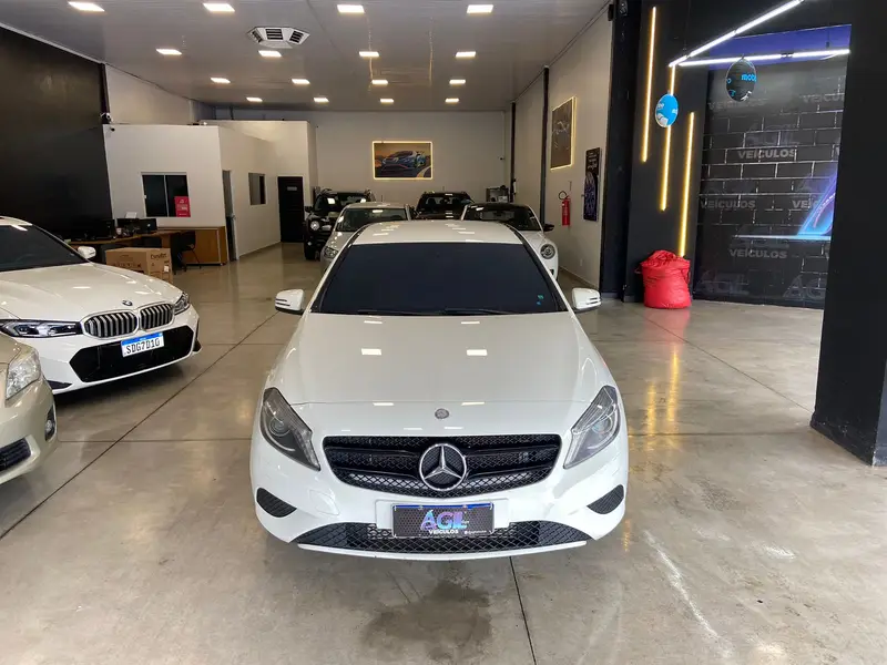 Mercedes-Benz Classe A 200 1.6 FlexFuel DCT Turbo
