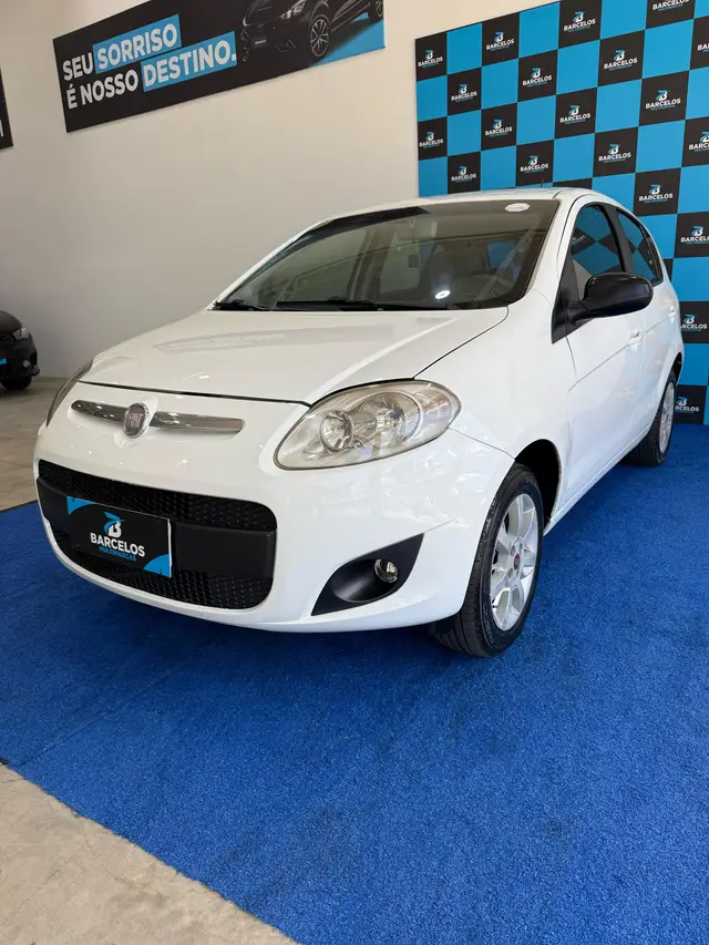 Carro Fiat Palio 2013 Essence 1.6 16V (Flex)