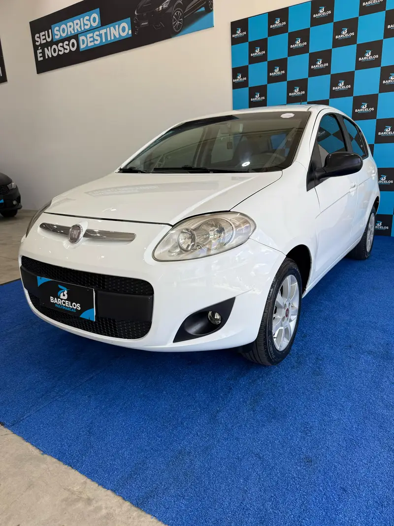 Fiat Palio Essence 1.6 16V (Flex)