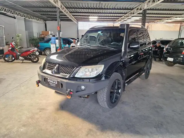 Carro Mitsubishi Pajero TR4 2010 2.0 16V (flex)