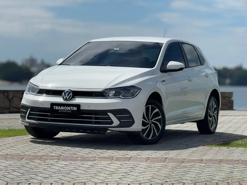 Volkswagen Polo Highline (Aut) (Flex)