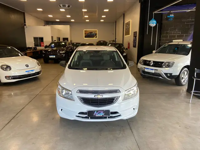 Carro Chevrolet Onix 2015 1.0 LT SPE/4
