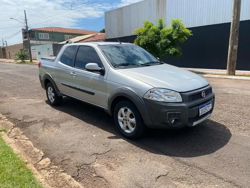 Fiat Strada Freedom 1.4 CD (Flex)