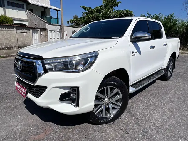 Carro Toyota Hilux Cabine Dupla 2017 Hilux 2.8 TDI SRV CD 4x4 (Aut)
