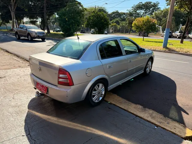 Carro Chevrolet Astra Sedan 2008 Elegance 2.0 (Flex) (Aut)