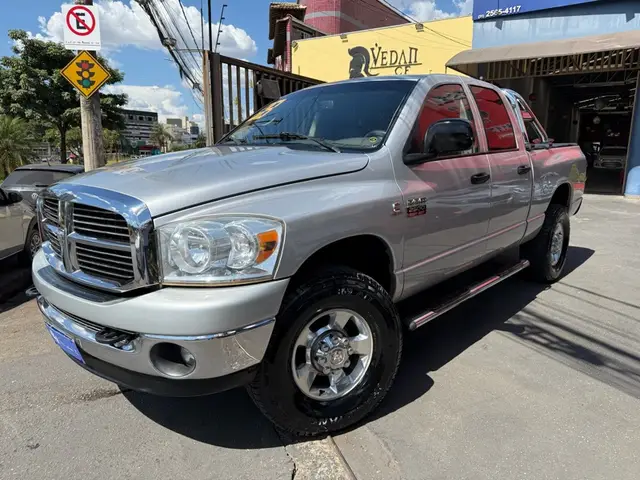 Carro Dodge RAM 2008  H.DUTY 5.9 SLT 24V CD 4x4