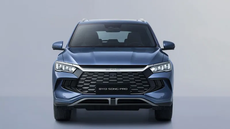 10 carros híbridos mais vendidos em fevereiro de 2025