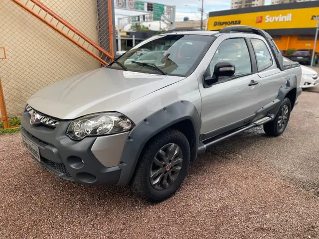Carro Fiat Strada 2013 Adventure 1.8 16V (Flex) (Cabine Dupla)