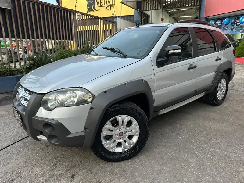 Fiat Palio Weekend Adventure Locker 1.8 8V Dualogic (Flex)