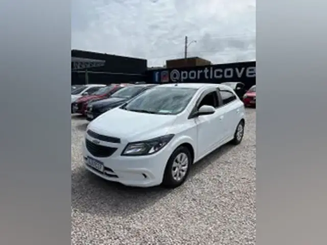 Carro Chevrolet Onix 2019 1.0 Joy SPE/4