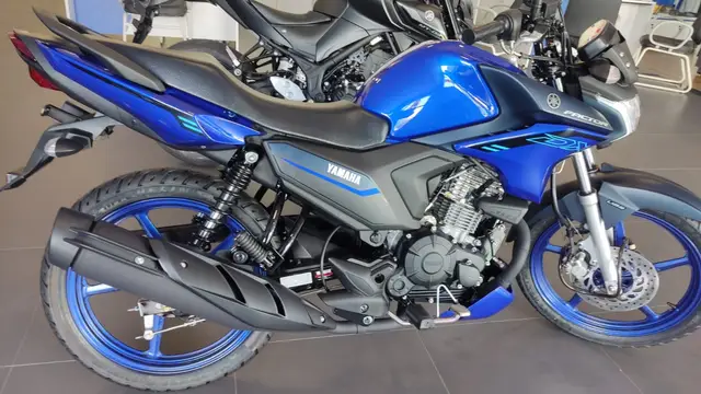 Moto Yamaha YBR 150 Factor 2025 DX