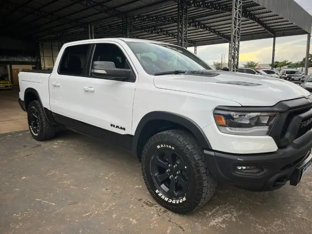 Carro RAM 1500 2022 Rebel 5.7 (Aut.)