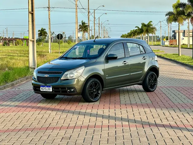 Carro Chevrolet Agile 2011 LTZ 1.4 8V (Flex)